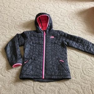 girls Northface Thermoball Jacket